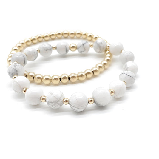 This Gold beaded Gemstone Bracelet is a beautiful statement accessory that adds a sparkle to any outfit. Hand-crafted with 14K gold filled beads. This bracelet as an eye-catching design