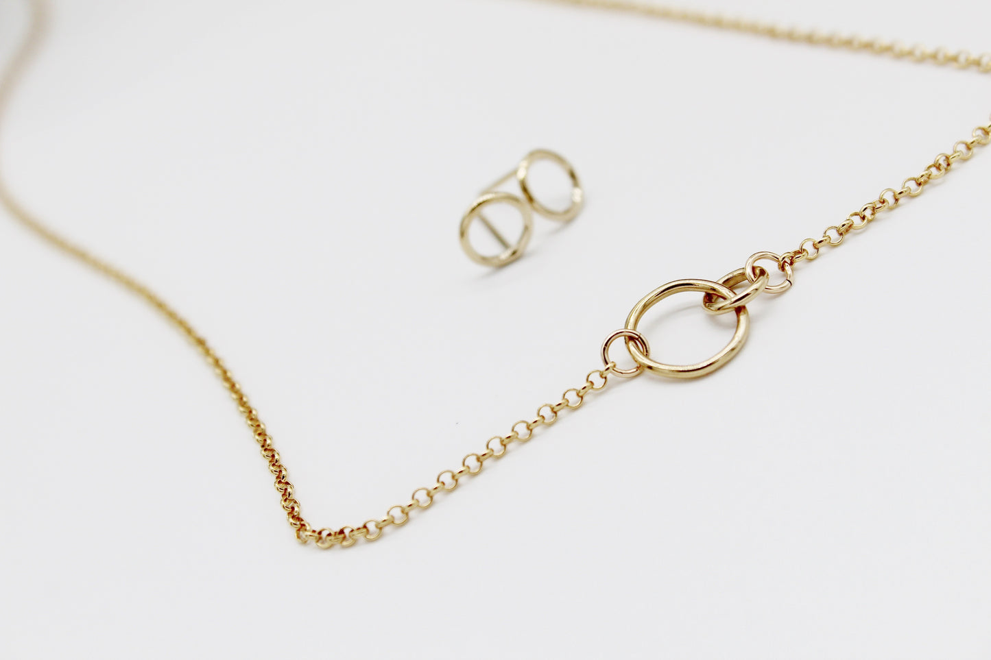 Gold infinity necklace - Savi Jewelry