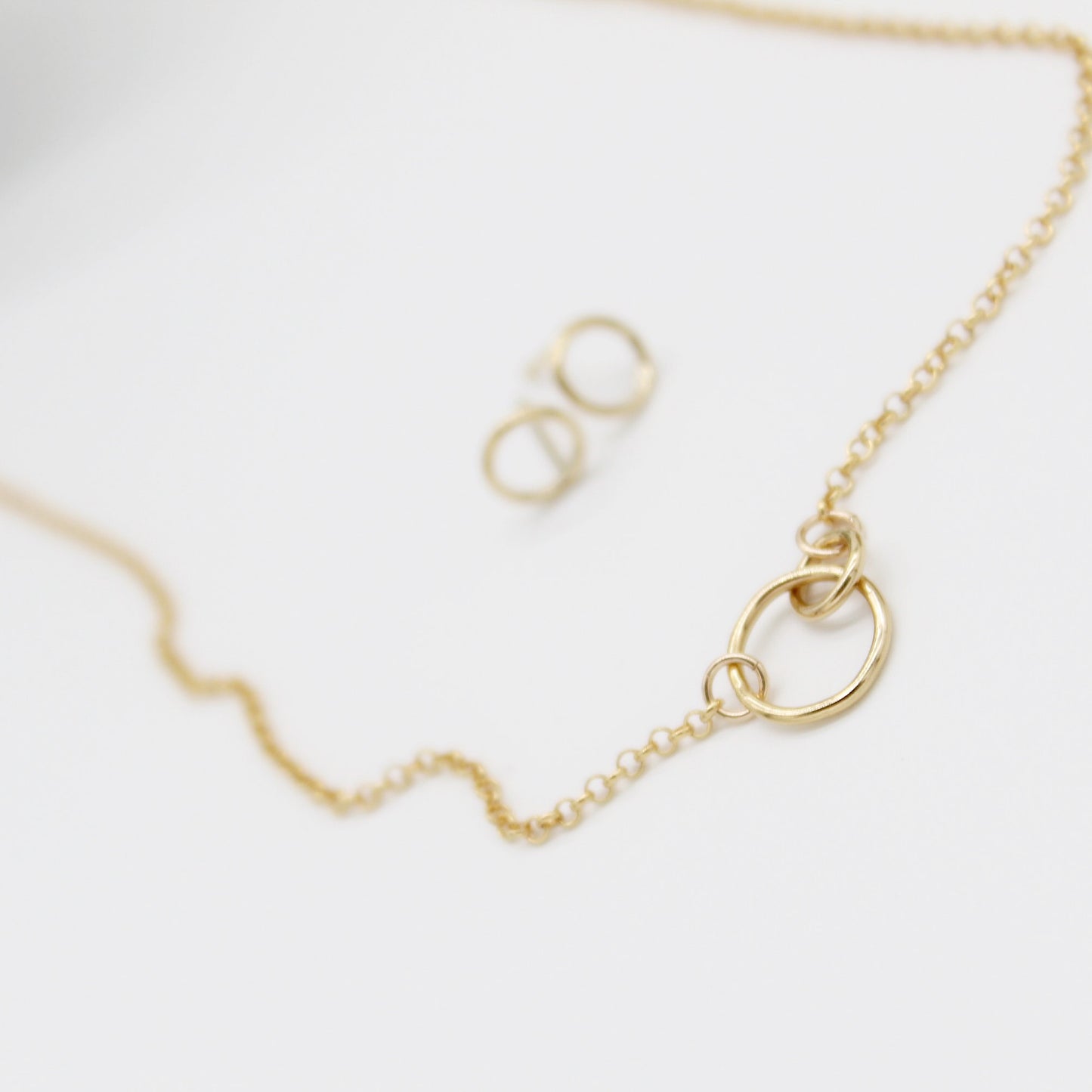 Gold infinity necklace - Savi Jewelry