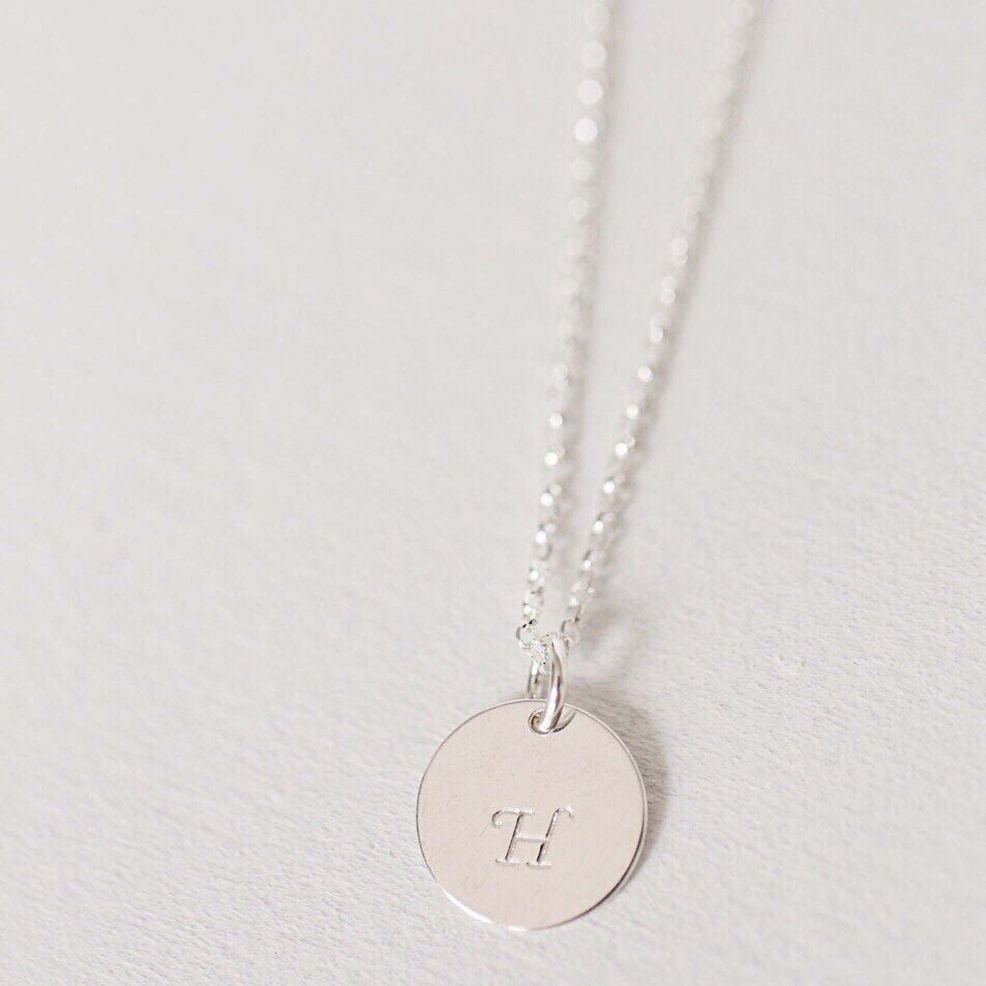 Initial necklace - Savi Jewelry